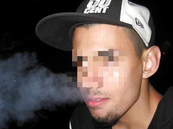 Mate ma queue gay beur amateur CUL POILU MEC PLAN CUL PROCHE