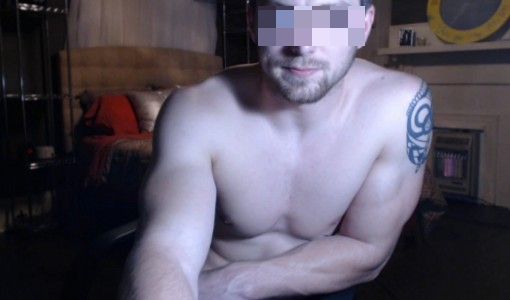 BEAU MEC ARABE NU ADO CHERCHE PLAN CUL CYRILLODIAL PLAN CUL PARIS GAY